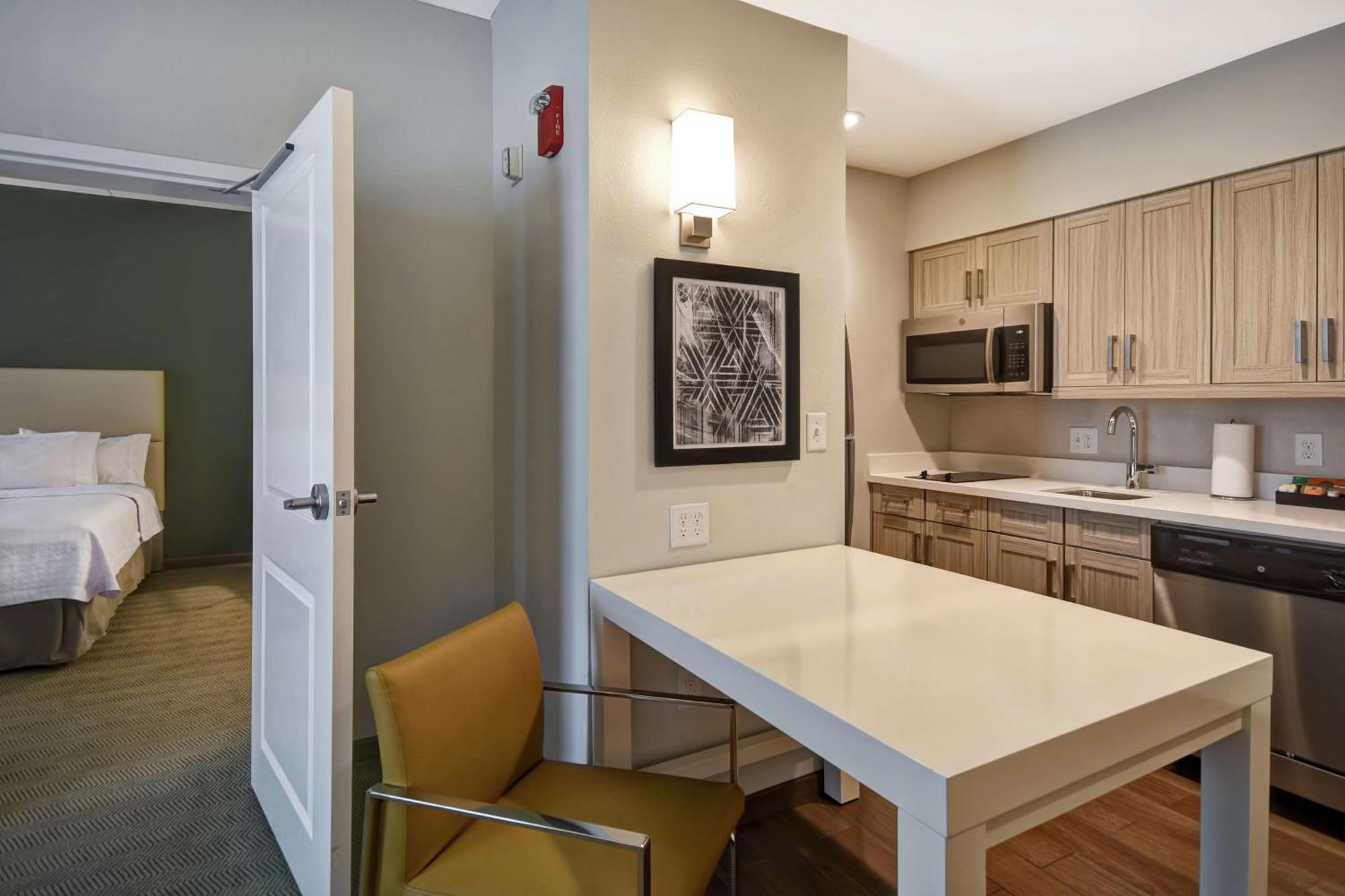 Homewood Suites By Hilton Greenville Downtown Exterior foto